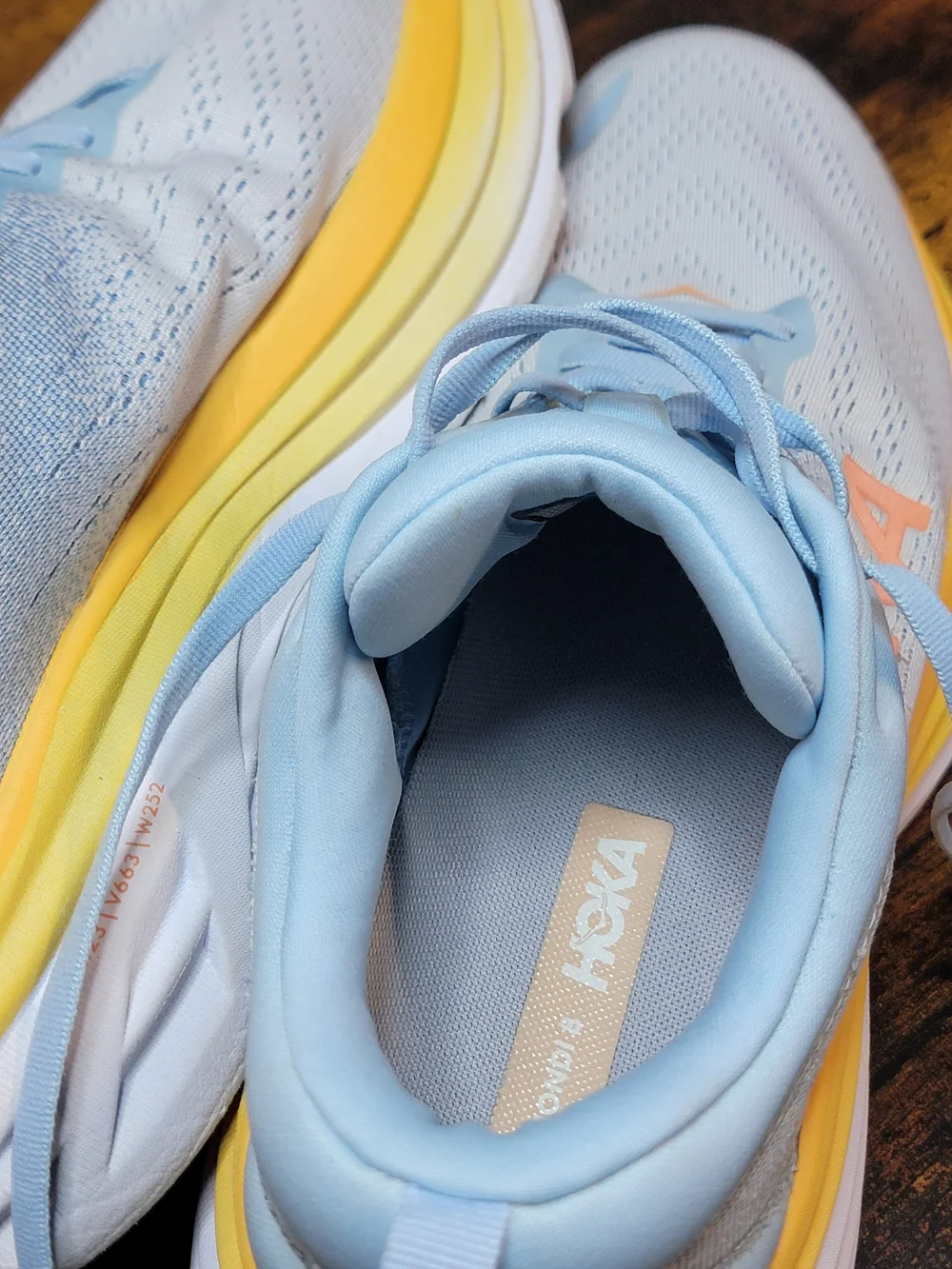 Hoka Bondi 8 - Picture 3 of 15